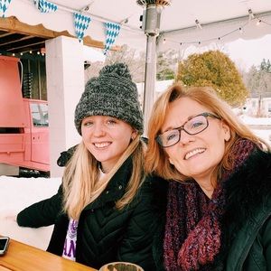 Meet your Posher, Caroline